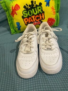 Nike Kids White Low-Top Lace-Up Sneakers